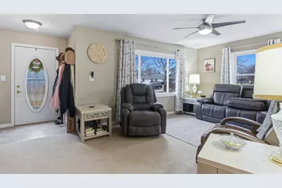 204 N Wabasso Street, Minooka, IL 60447 - Photo 3