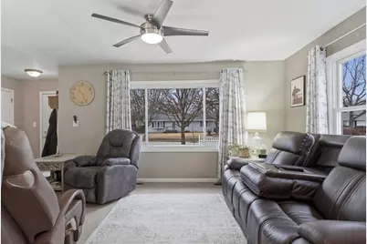 204 N Wabasso Street, Minooka, IL 60447 - Photo 5