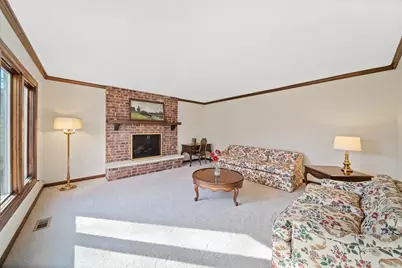 1470 Wood Avenue, Downers Grove, IL 60515 - Photo 3