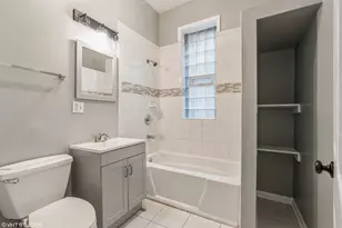 4823 S Indiana Ave, Chicago, IL 60615 - Photo 23