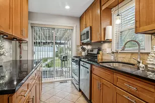 102 S Ashland Ave, Palatine, IL 60074 - Photo 7