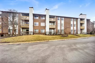 3085 Pheasant Creek Drive #212, Northbrook, IL 60062 - Photo 1