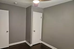 45 N Wisconsin Ave N, Addison, IL 60101 - Photo 9