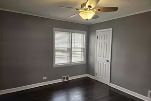 45 N Wisconsin Ave N, Addison, IL 60101 - Photo 15