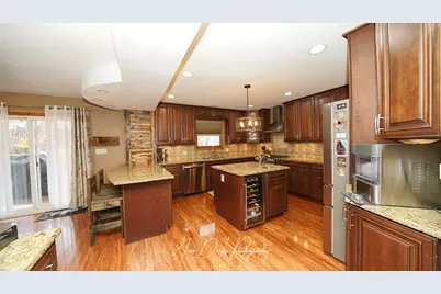 127 E Grand Avenue, Fox Lake, IL 60020 - Photo 17