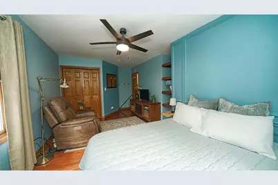 127 E Grand Avenue, Fox Lake, IL 60020 - Photo 25