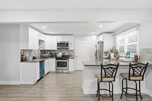 10906 McVicker Ave, Chicago Ridge, IL 60415 - Photo 9