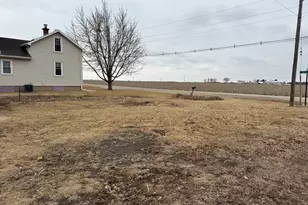 431 W Cedar St, Ladd, IL 61329 - Photo 5