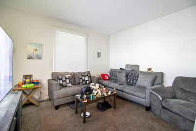 388-390 S Washington Avenue, Kankakee, IL 60901 - Photo 11