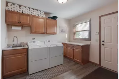 38W512 Bittersweet Lane, Elgin, IL 60124 - Photo 11