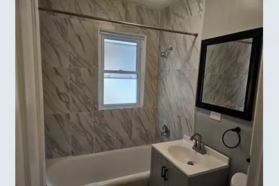 6125 W Newport Avenue, Chicago, IL 60634 - Photo 11