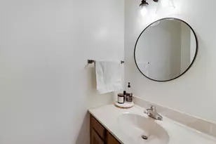 1305 Kingsridge Ct, Normal, IL 61761 - Photo 21