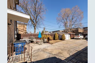 1933 N 18th Avenue, Melrose Park, IL 60160 - Photo 5
