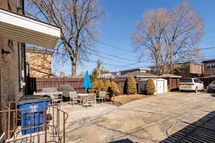 1933 N 18th Ave, Melrose Park, IL 60160 - Photo 5