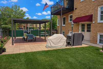 7935 Karlov Avenue #A, Skokie, IL 60076 - Photo 5