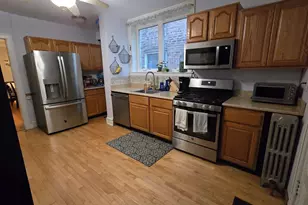 5910 N Campbell Ave, Chicago, IL 60659 - Photo 5