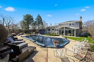 715 Pinecroft Dr, Roselle, IL 60172 - Photo 27