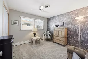 715 Pinecroft Dr, Roselle, IL 60172 - Photo 21