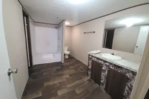 303 N Seba St, Hurst, IL 62949 - Photo 11