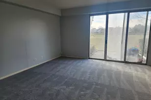 1510 Golfview Ct, Glendale Heights, IL 60139 - Photo 3