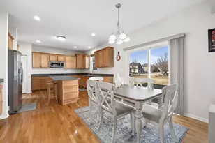 1916 Blue Heron Cir, Bartlett, IL 60103 - Photo 7