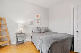 3801 N Clark St, Chicago, IL 60613 - Photo 25