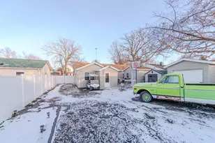 419 S Reed St, Joliet, IL 60436 - Photo 17