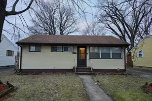 15518 Maple St, South Holland, IL 60473 - Photo 1