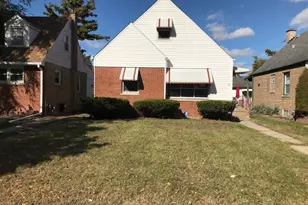 16 164th Pl, Calumet City, IL 60409 - Photo 1