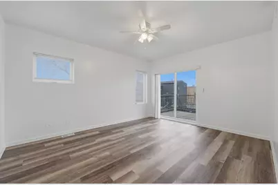 214 E 37th Street #2, Chicago, IL 60653 - Photo 13