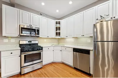 4005 N Southport Avenue #3, Chicago, IL 60613 - Photo 9