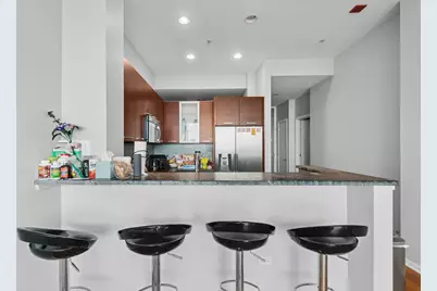 500 W Superior Street #1108, Chicago, IL 60654 - Photo 5