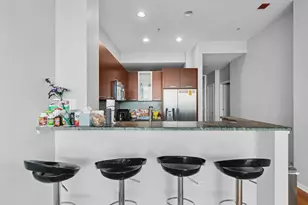 500 W Superior St, Chicago, IL 60654 - Photo 5