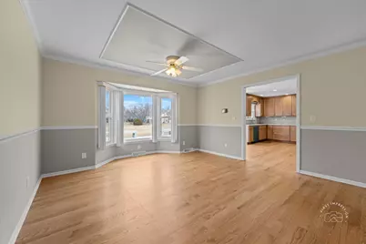 32 Dunham Place, Saint Charles, IL 60174 - Photo 7