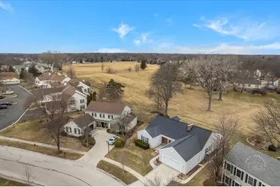 32 Dunham Place, Saint Charles, IL 60174 - Photo 3