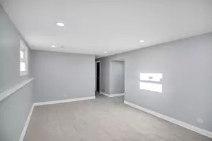 7031 Glenwood Ln, Hanover Park, IL 60133 - Photo 31