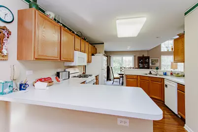 940 Beckett Crossing Drive, Mundelein, IL 60060 - Photo 11