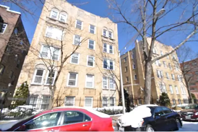 846 W Ainslie Street #02, Chicago, IL 60640 - Photo 1