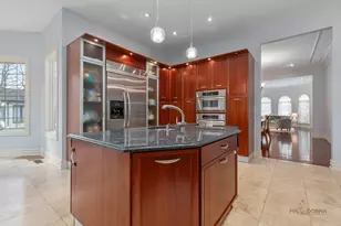 5 Cedar Ln, Lincolnshire, IL 60069 - Photo 9