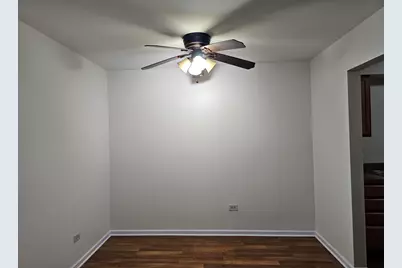 833 Village Quarter Road #G7, West Dundee, IL 60118 - Photo 11