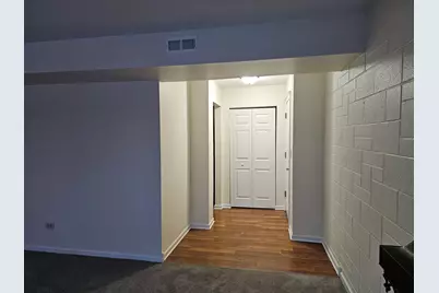 833 Village Quarter Road #G7, West Dundee, IL 60118 - Photo 5