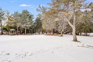 539 W Eggerding Dr, Addison, IL 60101 - Photo 25