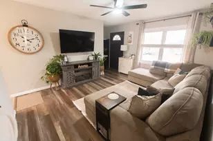 617 Orchard St, Dixon, IL 61021 - Photo 13