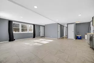 2322 W Loves Ln, Crete, IL 60417 - Photo 5