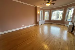 5717 N Artesian Ave, Chicago, IL 60659 - Photo 3