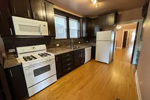 5717 N Artesian Ave, Chicago, IL 60659 - Photo 7