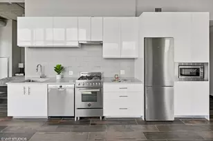 [Address not provided], Chicago, IL 60607 - Photo 7