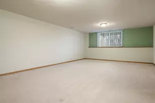 2420 Arnold Ave, Rockford, IL 61108 - Photo 33