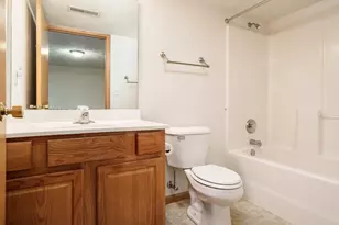 2420 Arnold Ave, Rockford, IL 61108 - Photo 35