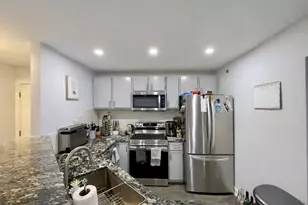 300 Cunat Blvd, Richmond, IL 60071 - Photo 5